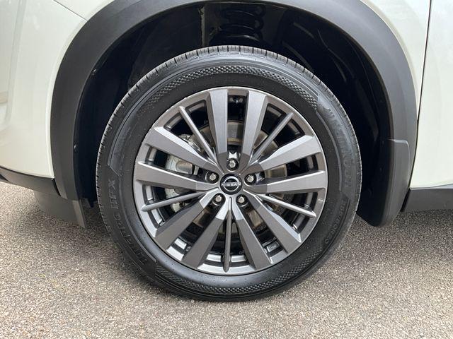 used 2022 Nissan Pathfinder car, priced at $35,999