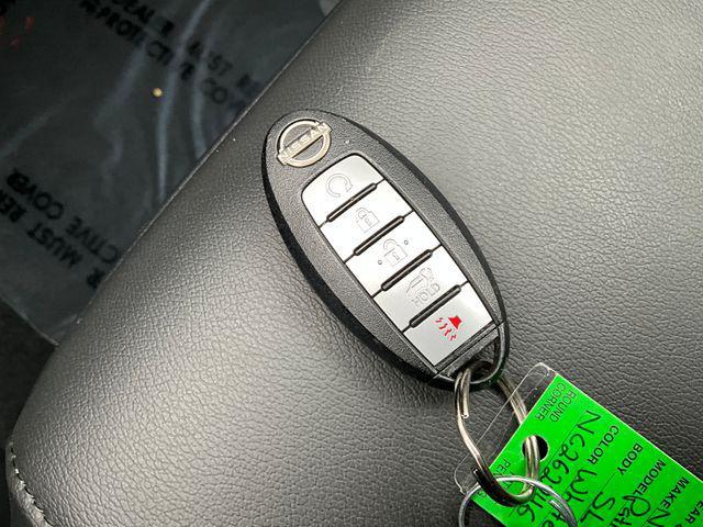 used 2022 Nissan Pathfinder car, priced at $35,999