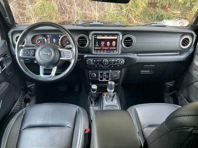 used 2022 Jeep Gladiator car, priced at $31,999