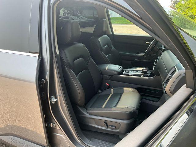 used 2022 Nissan Pathfinder car, priced at $33,498