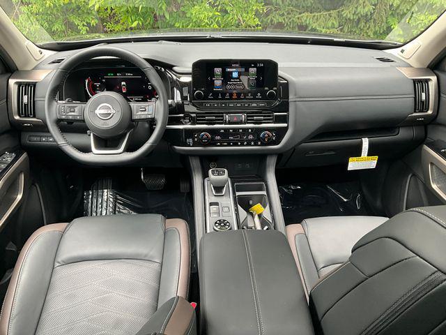 new 2025 Nissan Pathfinder car, priced at $51,166
