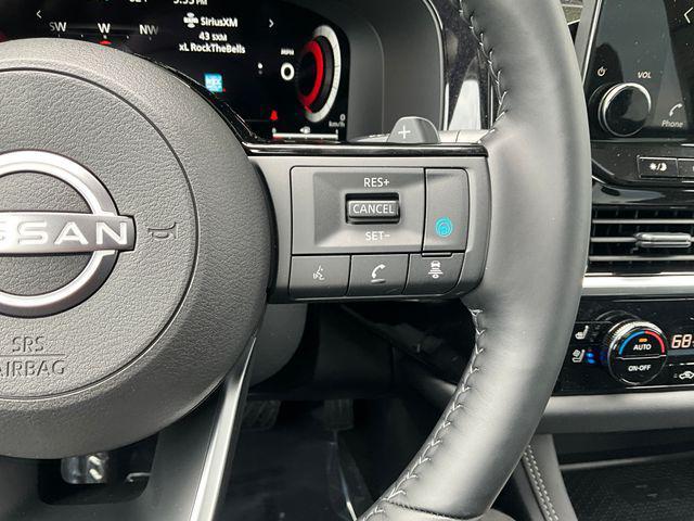 new 2025 Nissan Pathfinder car, priced at $51,166