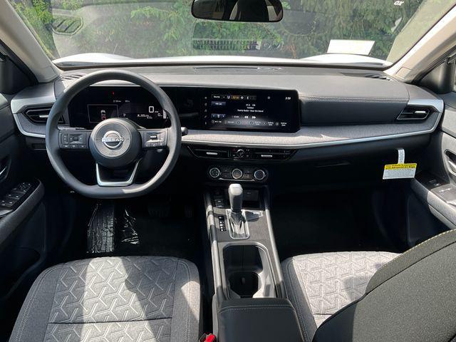 new 2025 Nissan Kicks car, priced at $27,655