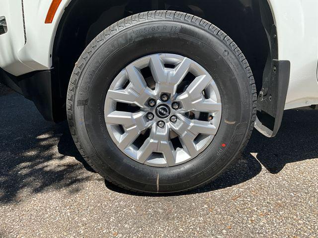 new 2024 Nissan Frontier car, priced at $39,671