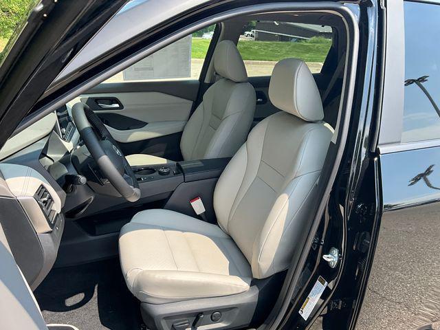 new 2025 Nissan Rogue car, priced at $35,580