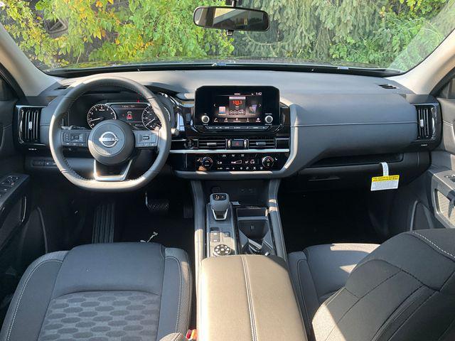 new 2025 Nissan Pathfinder car, priced at $42,879