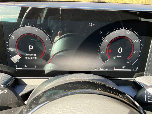 new 2025 Nissan Kicks car, priced at $30,873