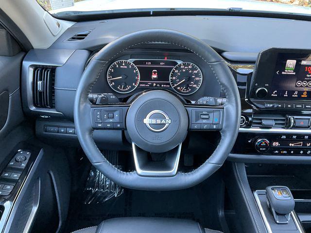 used 2022 Nissan Pathfinder car, priced at $35,999