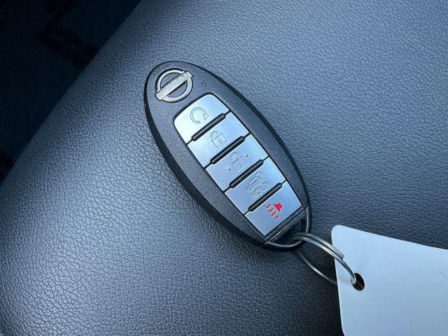 used 2022 Nissan Pathfinder car, priced at $35,999