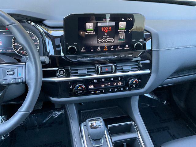 used 2022 Nissan Pathfinder car, priced at $35,999