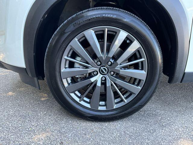 used 2022 Nissan Pathfinder car, priced at $35,999