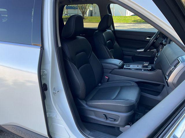 used 2022 Nissan Pathfinder car, priced at $35,999