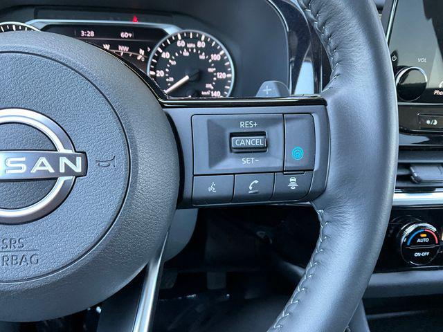 used 2022 Nissan Pathfinder car, priced at $35,999