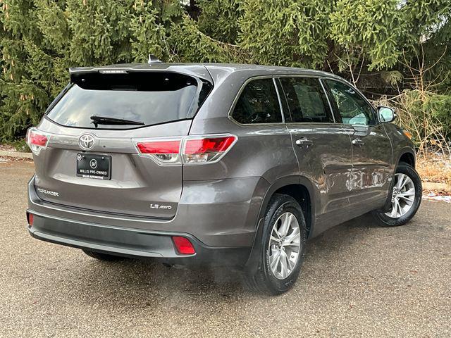 used 2016 Toyota Highlander car, priced at $22,499