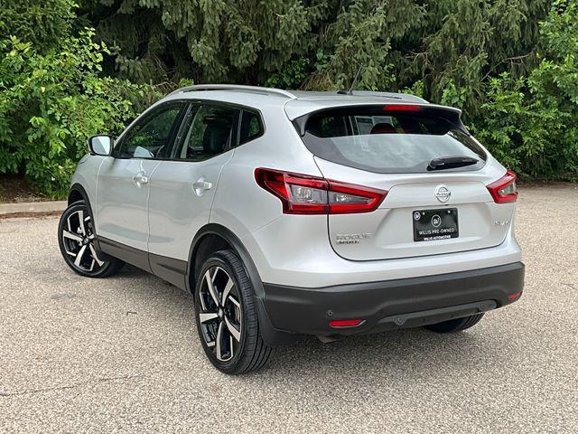 used 2021 Nissan Rogue Sport car, priced at $21,999