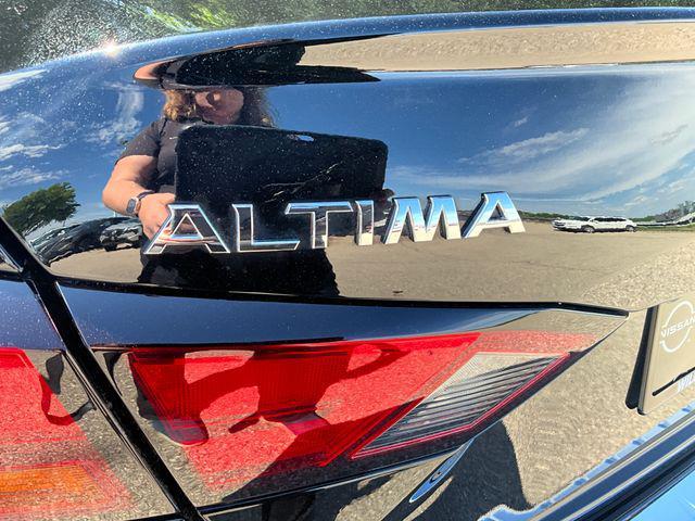 used 2022 Nissan Altima car, priced at $24,999