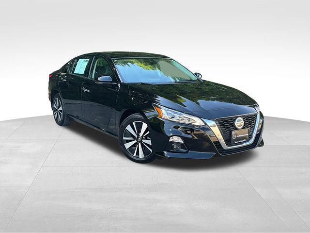 used 2022 Nissan Altima car, priced at $24,999