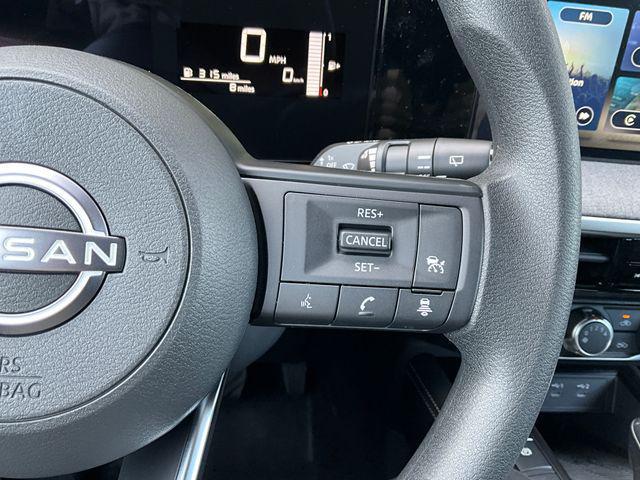 new 2025 Nissan Kicks car, priced at $26,555
