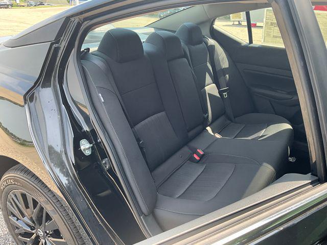 new 2025 Nissan Altima car, priced at $31,965