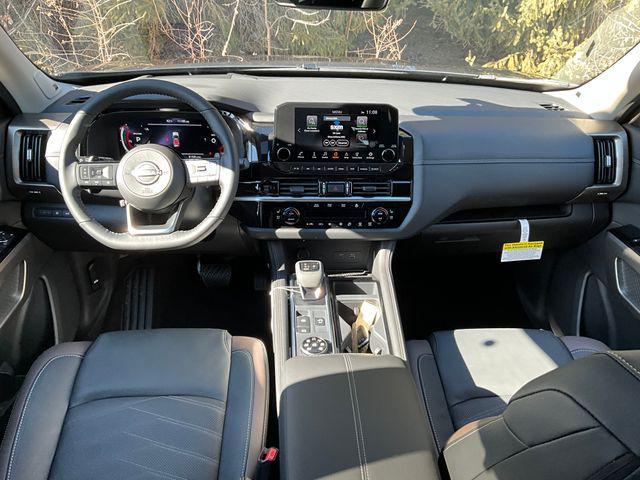 new 2025 Nissan Pathfinder car, priced at $53,830