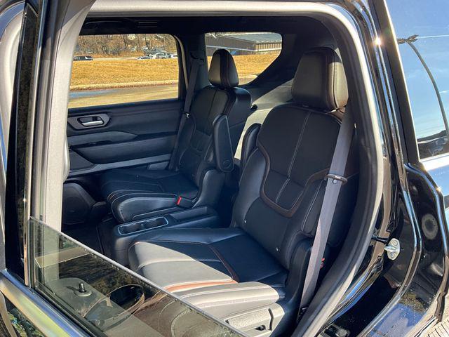 new 2025 Nissan Armada car, priced at $65,802