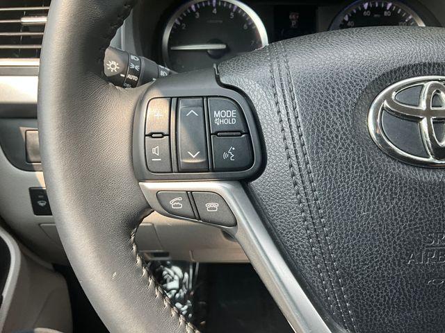 used 2016 Toyota Highlander car, priced at $19,999
