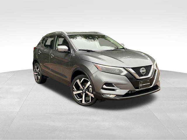 used 2021 Nissan Rogue Sport car, priced at $24,999