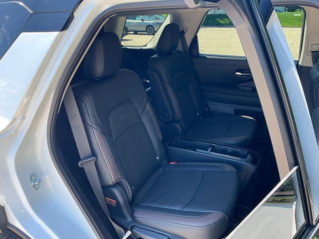 new 2025 Nissan Pathfinder car, priced at $54,960
