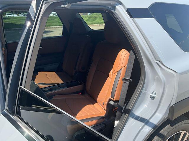 new 2025 Nissan Pathfinder car, priced at $54,328