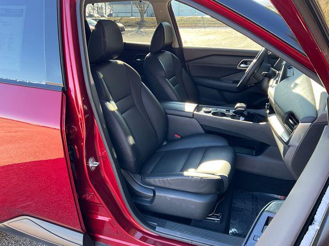 used 2021 Nissan Rogue car, priced at $25,999