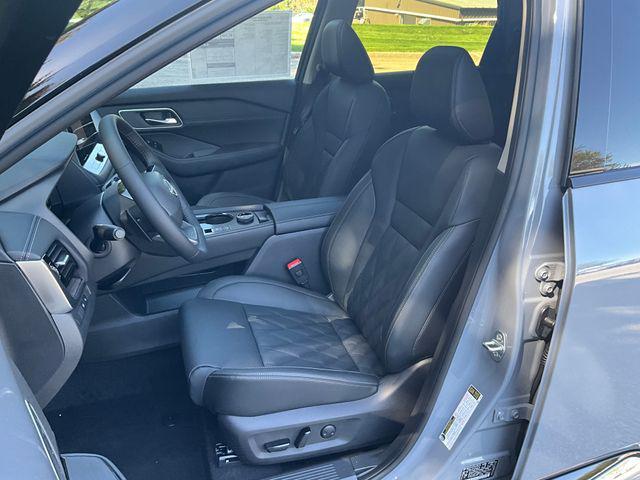 new 2025 Nissan Rogue car, priced at $43,189