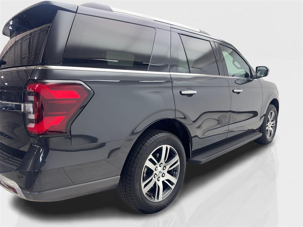used 2024 Ford Expedition car, priced at $47,980