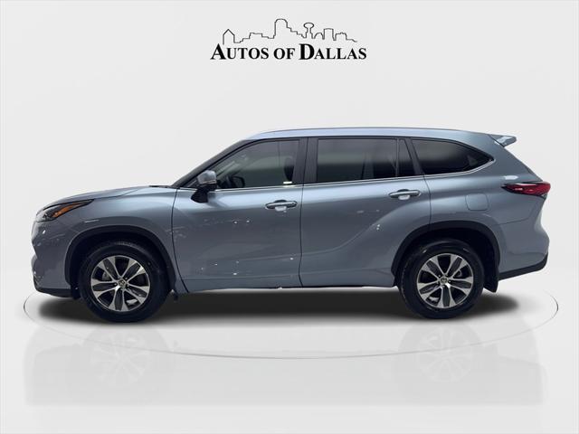 used 2023 Toyota Highlander car, priced at $37,490