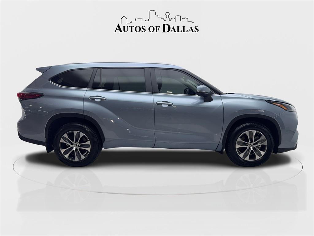 used 2023 Toyota Highlander car, priced at $35,980