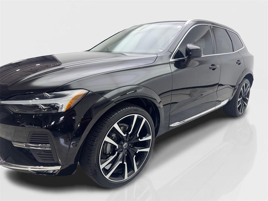 used 2022 Volvo XC60 car, priced at $27,780
