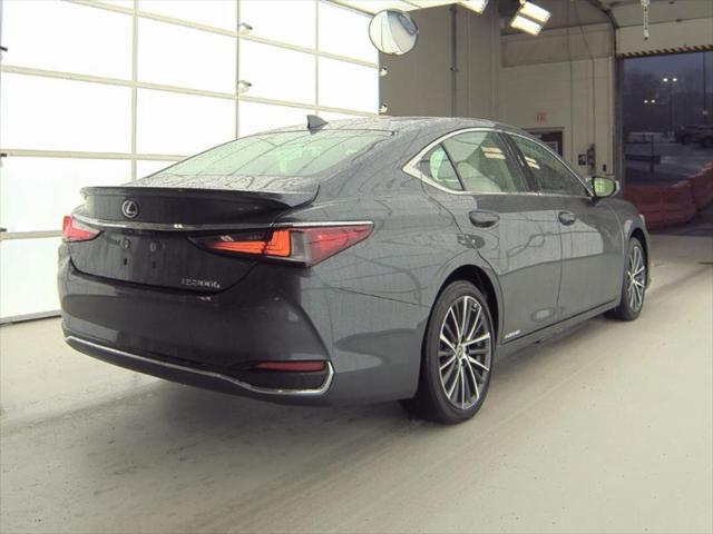 used 2022 Lexus ES 300h car, priced at $34,880