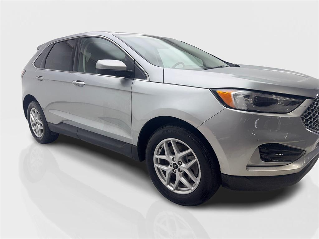 used 2024 Ford Edge car, priced at $18,980