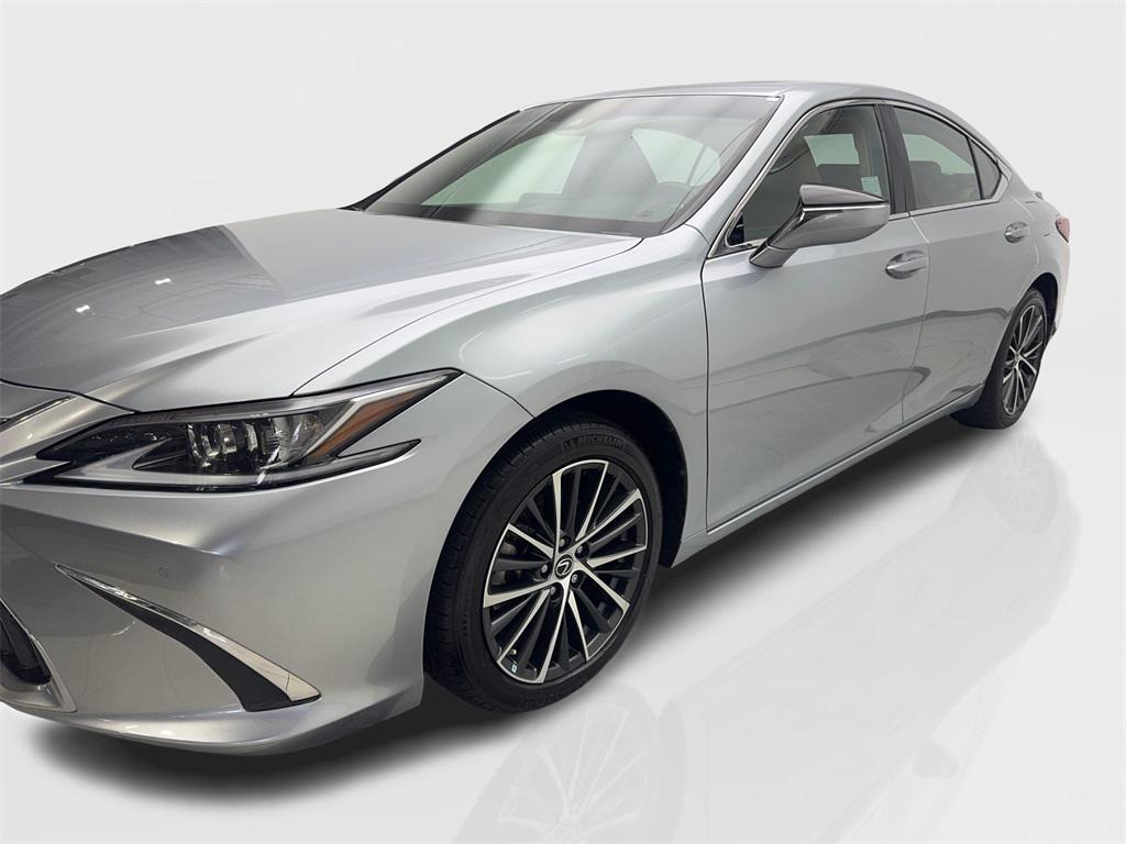 used 2023 Lexus ES 300h car, priced at $36,750