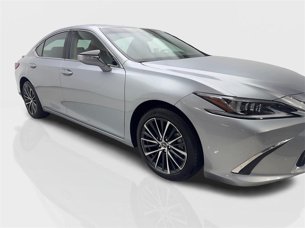 used 2023 Lexus ES 300h car, priced at $36,750