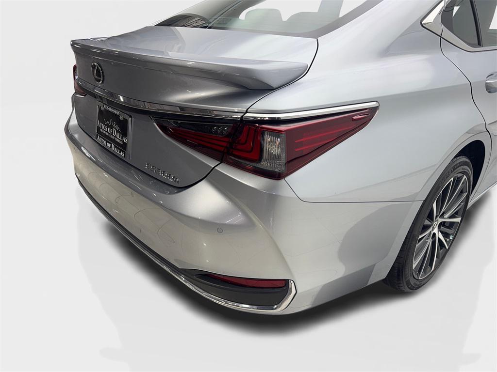 used 2023 Lexus ES 300h car, priced at $36,750