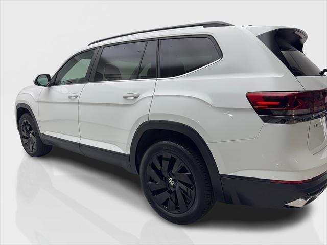 used 2024 Volkswagen Atlas car, priced at $35,290