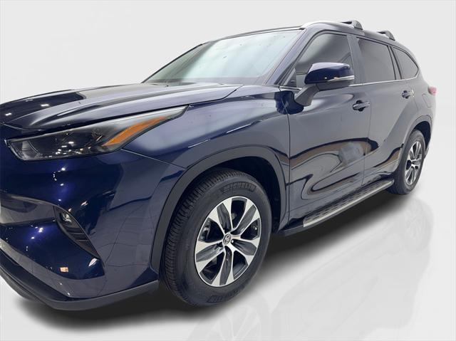 used 2023 Toyota Highlander car, priced at $36,980