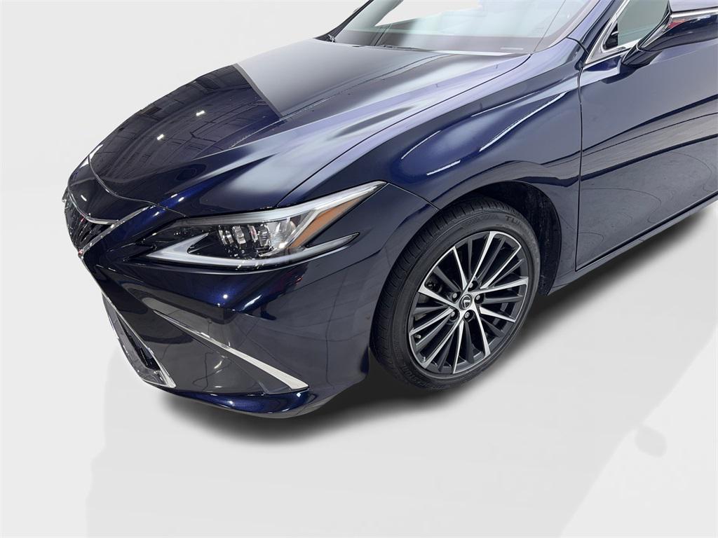 used 2022 Lexus ES 250 car, priced at $32,690
