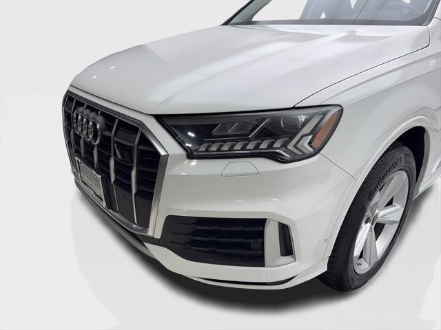 used 2024 Audi Q7 car, priced at $42,490