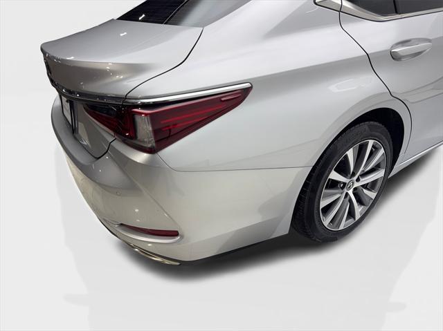 used 2020 Lexus ES 350 car, priced at $30,880