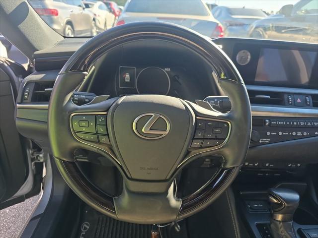 used 2020 Lexus ES 350 car, priced at $31,880