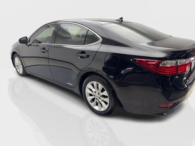 used 2014 Lexus ES 300h car, priced at $9,990