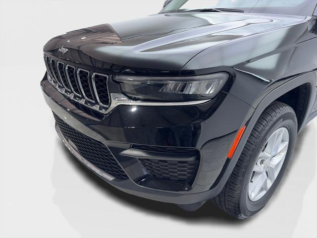 used 2023 Jeep Grand Cherokee car, priced at $29,290