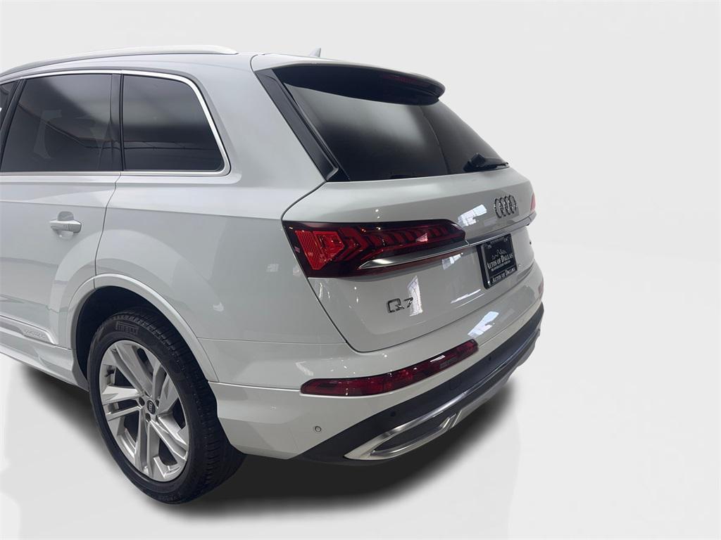 used 2022 Audi Q7 car, priced at $32,980