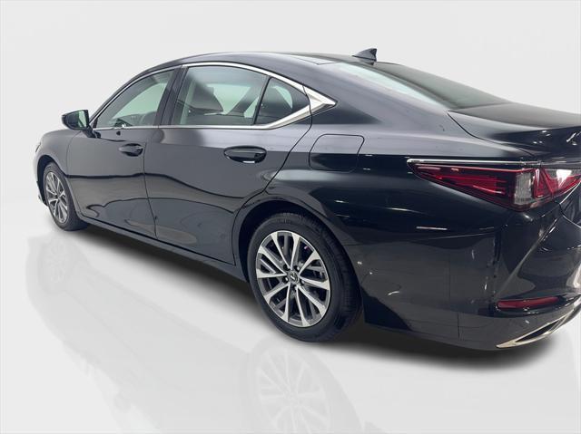 used 2023 Lexus ES 350 car, priced at $39,880